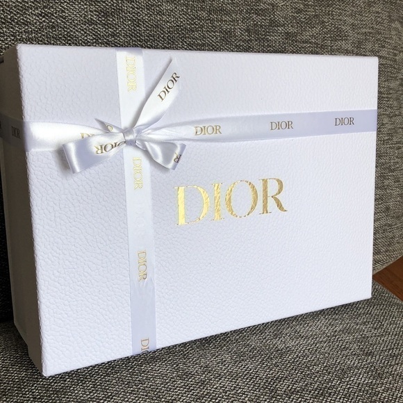 Dior White Empty Rectangle Gift Box Paper White Logo Ribbon Holiday Gift - Picture 3 of 16